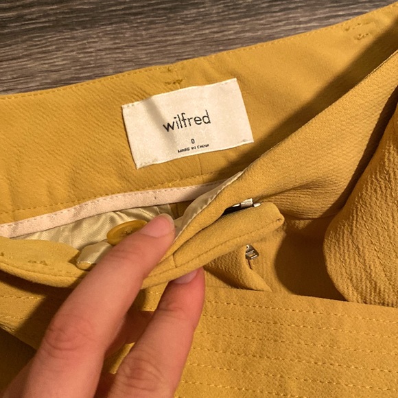 Aritzia Wilfred tie-front high waist Japanese crepe pants - Picture 2 of 4